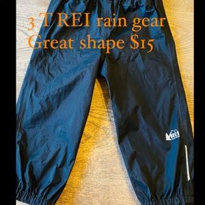 REI rain pants